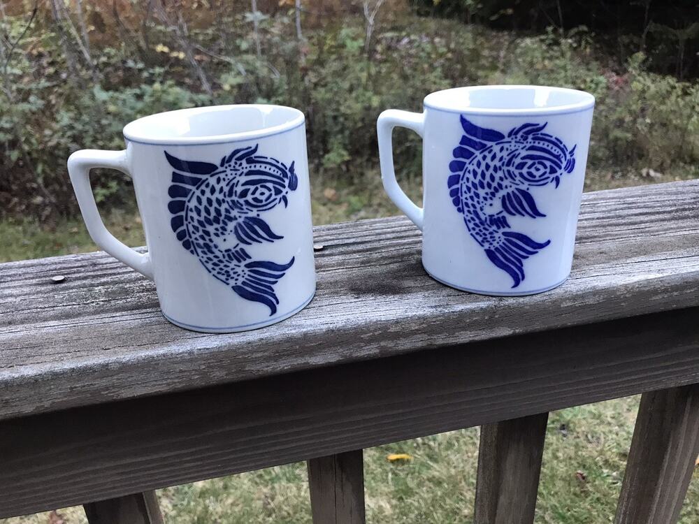 Set of 2 Made In China Koi Fish Blue Porcelain Coffee Mugs. Excellent condition!